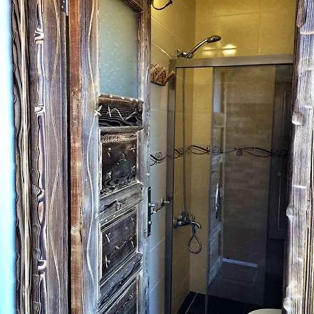 Parmis Boutique House Çeşme