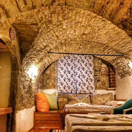 Parmis Boutique House 招待所 3*