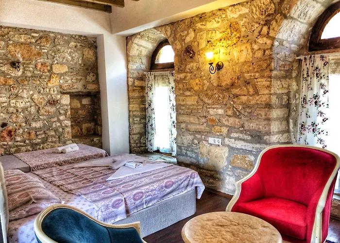 Gasthuis Parmis Boutique House 3*