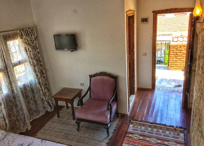 Parmis Boutique House Πανσιόν Çeşme