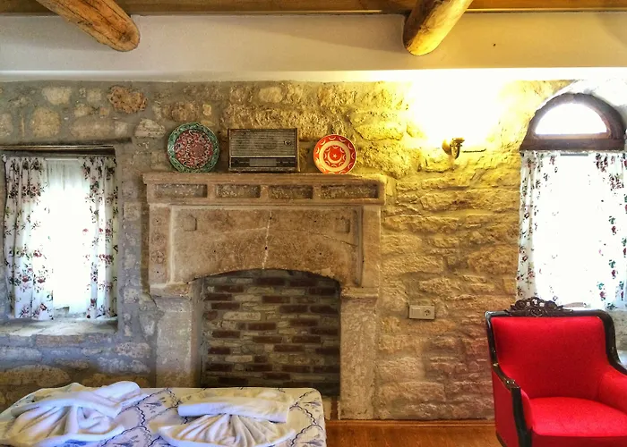 Parmis Boutique House Πανσιόν