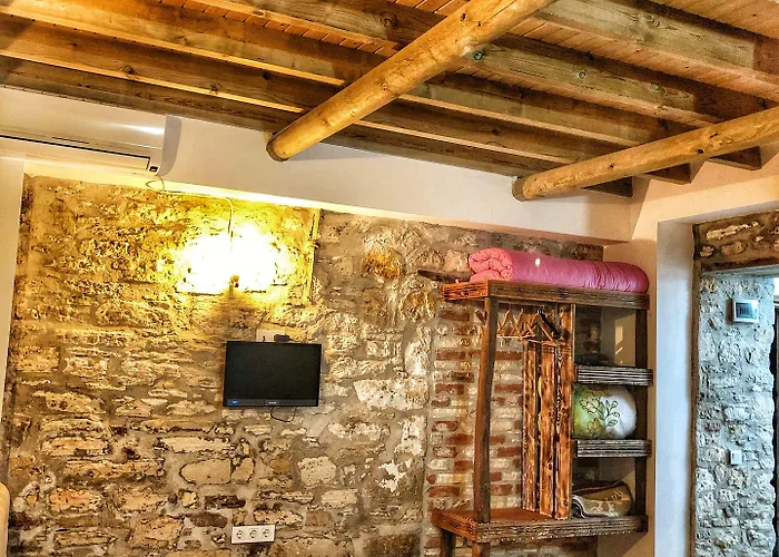 Parmis Boutique House Gasthuis