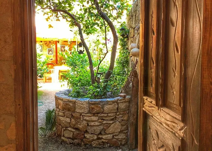 Gasthuis Parmis Boutique House Çeşme