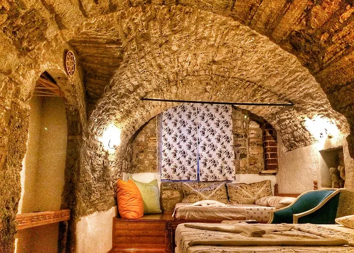 Parmis Boutique House Gasthuis 3*