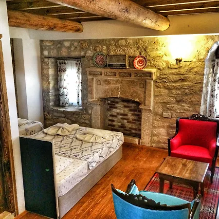 Gasthuis Parmis Boutique House Çeşme