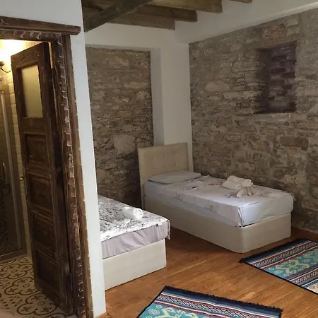 Gasthuis Parmis Boutique House