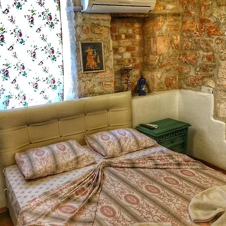 Parmis Boutique House Cesme