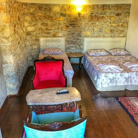 Guest house Parmis Boutique House 3*