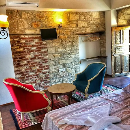 Parmis Boutique House Cesme